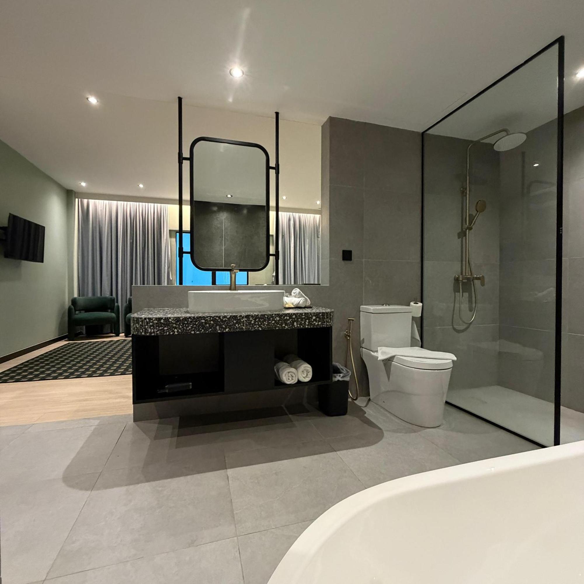 Emerald Room Newly Renovated
